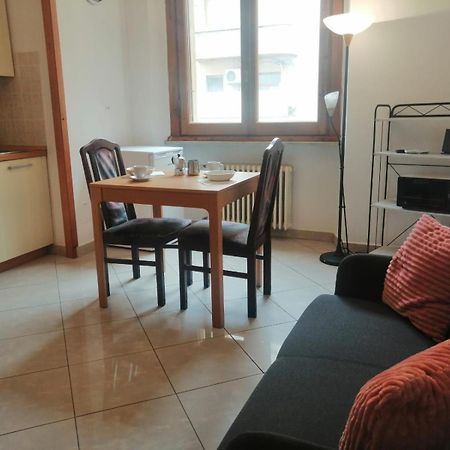 Apartment In Front Of The Train Station! Флоренція Екстер'єр фото